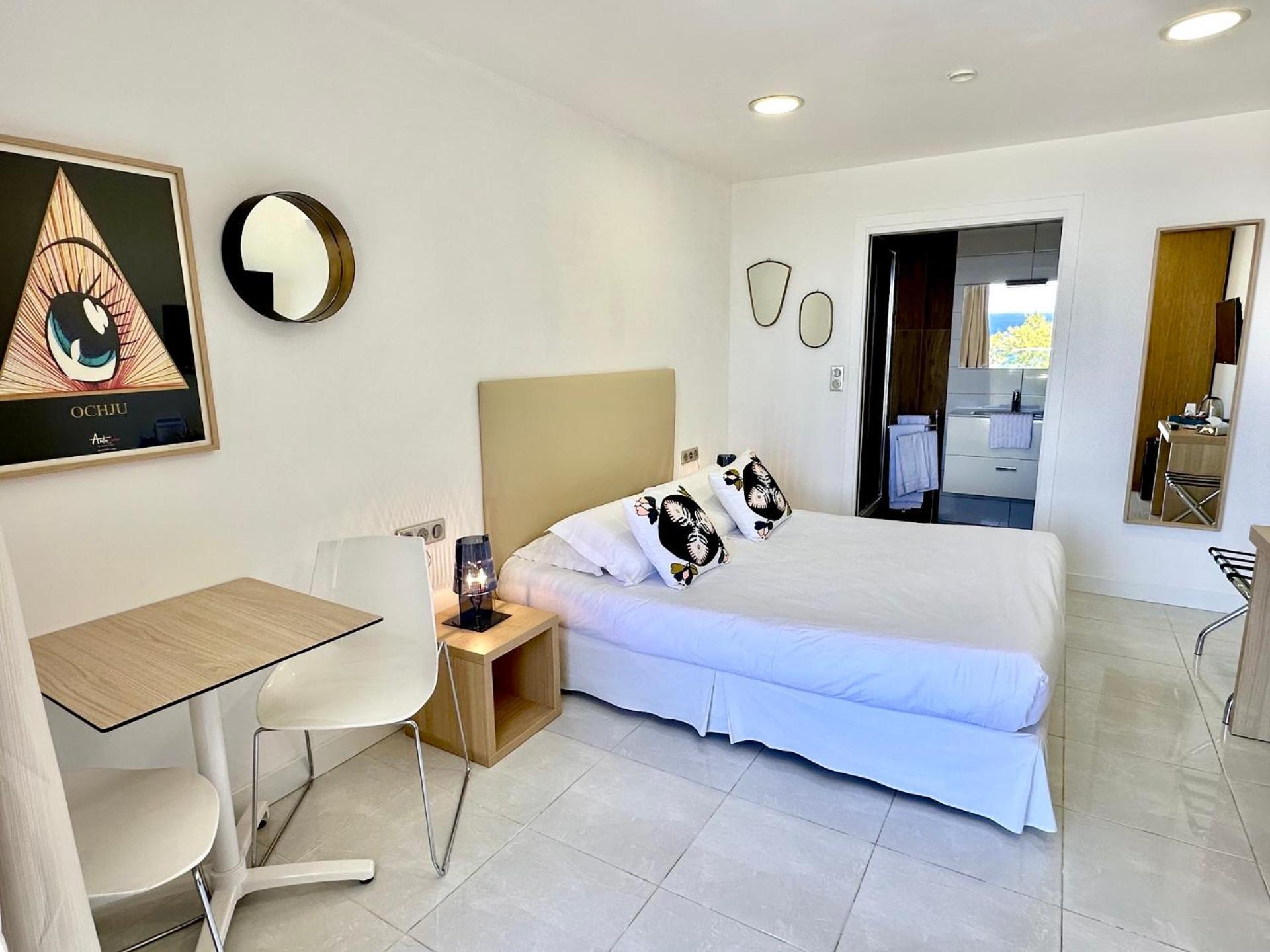 Hotel Villa R Calvi  Ngoại thất bức ảnh